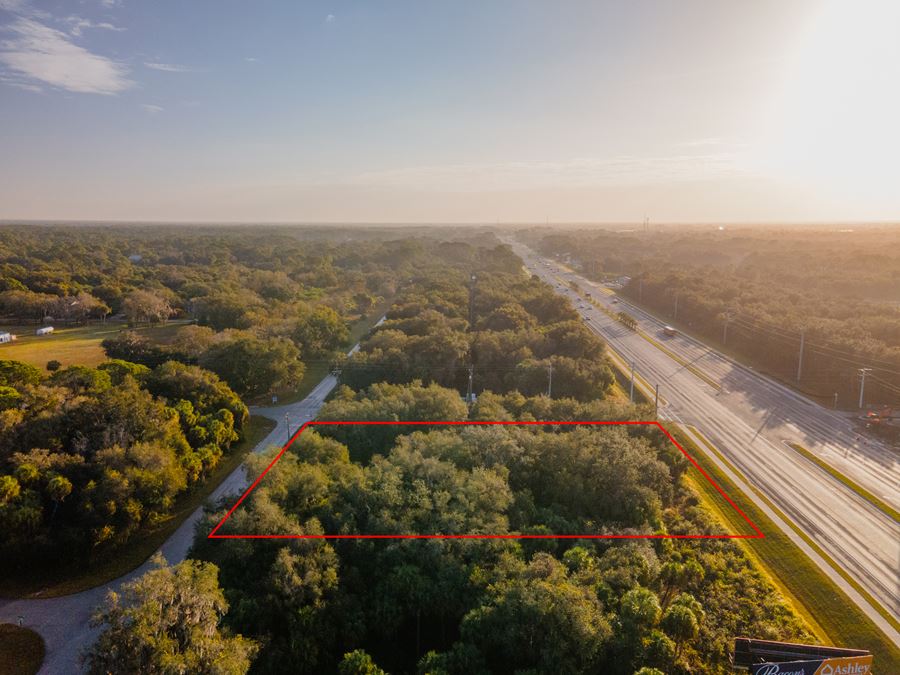 676 Tamiami Trail, Port Charlotte, FL