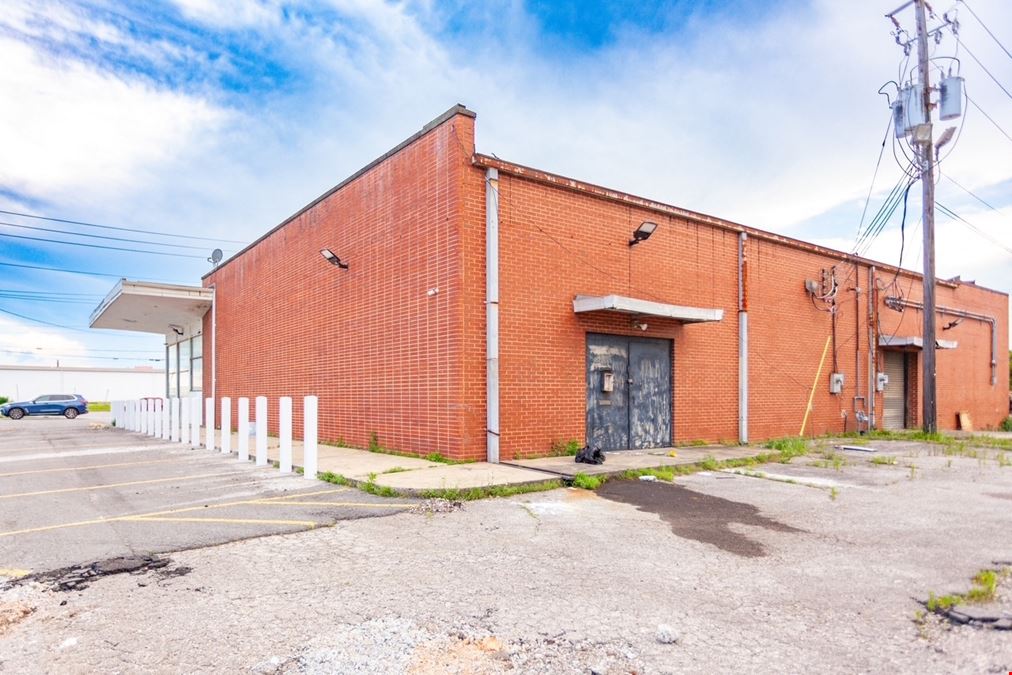 2429 Carraway Blvd
