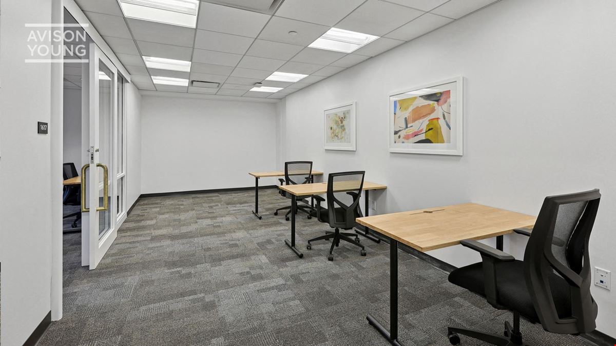 Indy by Industrious - 5 Columbus Circle