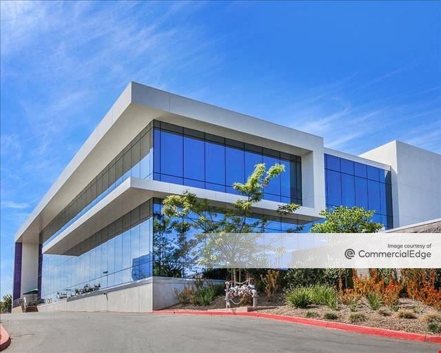 The Pavilion at La Jolla Commons