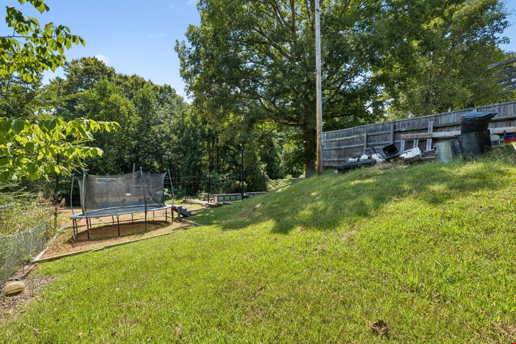 1001 Dotsonville Rd, Clarksville TN - Commercial Mixed Use