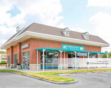 Preview of Retail space for Rent at 1220 North Kingsway Road