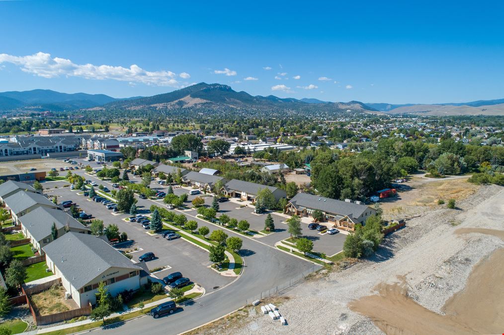 3390 Colton Unit B