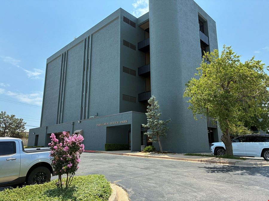 2801 Parklawn Drive