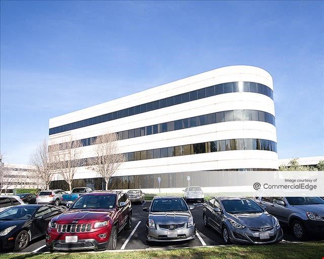 Signature Center I