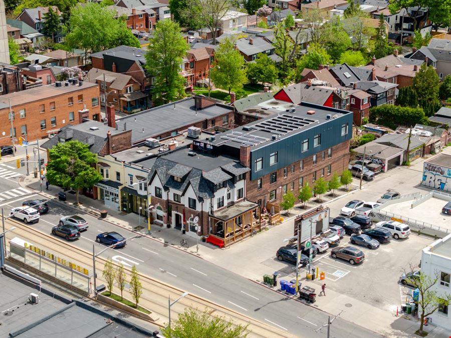 781 St. Clair Avenue West