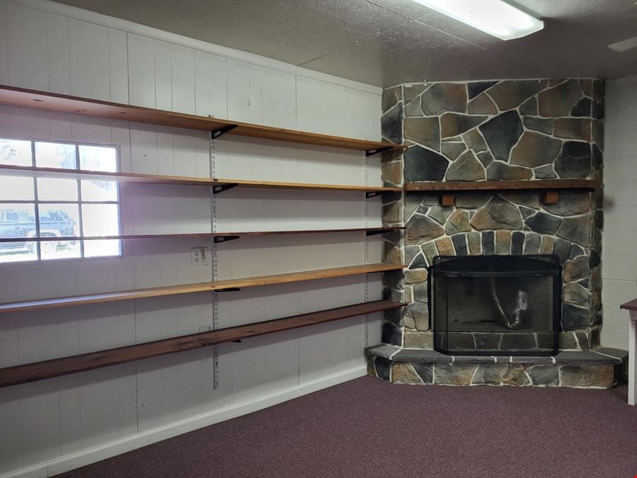 RETAIL SPACE FOR LEASE
