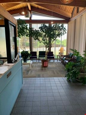 8415 Pineville-Matthews Rd