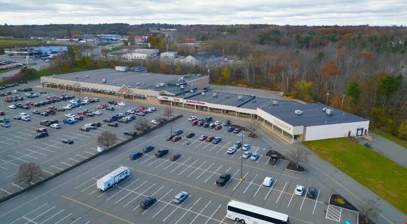 Shaw's Plaza Waterville