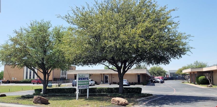 Preview of Office space for Rent at 227 NE loop 820