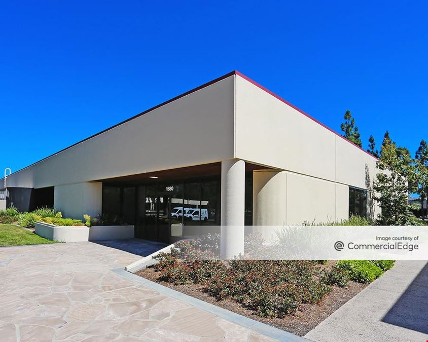 Harbor Gateway Business Center - 1580 & 1590 Corporate Drive