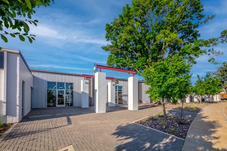 Preview of Retail space for Rent at 500 East Front Sreet