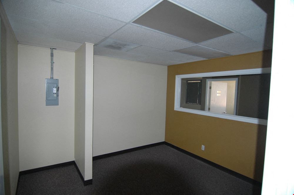 3809 Eubank Blvd. NE