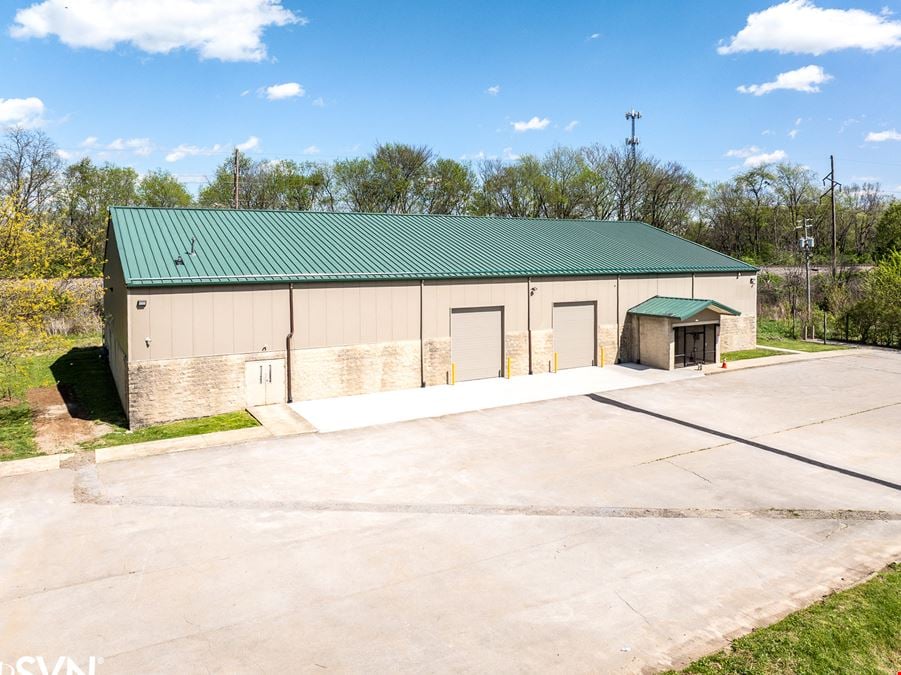 For Lease: 11,704 SF Multipurpose Facility