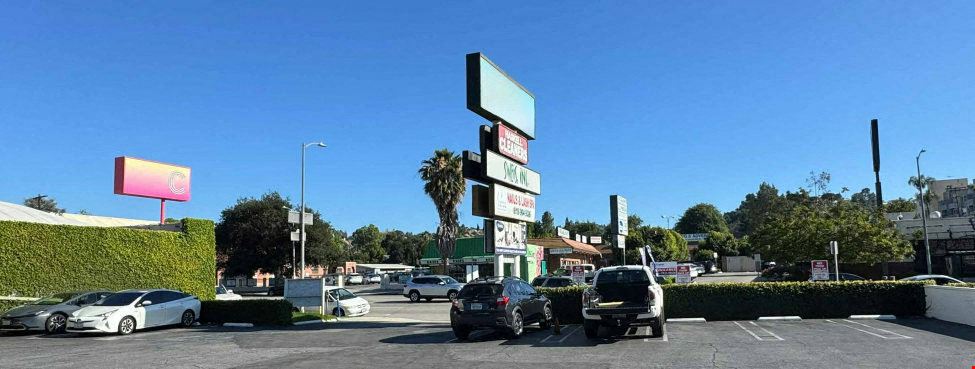 15603 - 15607 Ventura Blvd