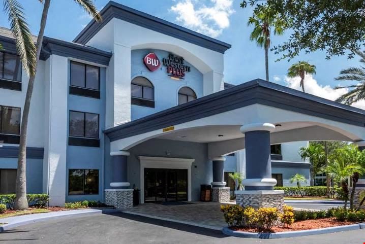 Best Western Plus Orlando East- UCF Area
