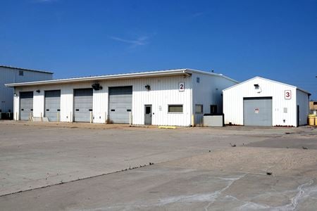 Preview of Industrial space for Rent at 420 Halliburton Dr