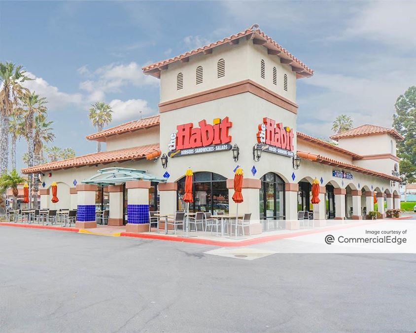 Camarillo Plaza