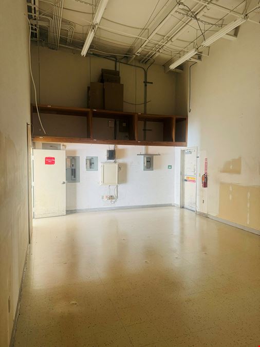 RETAIL OPPORTUNITY AT HWY. K-96 & ROCK ROAD
