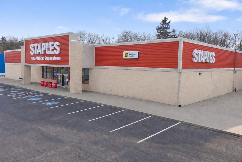 2 Plaza Dr-Staples Box