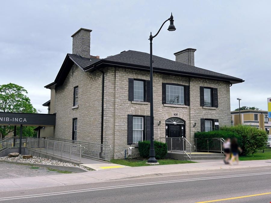 826 Princess Street