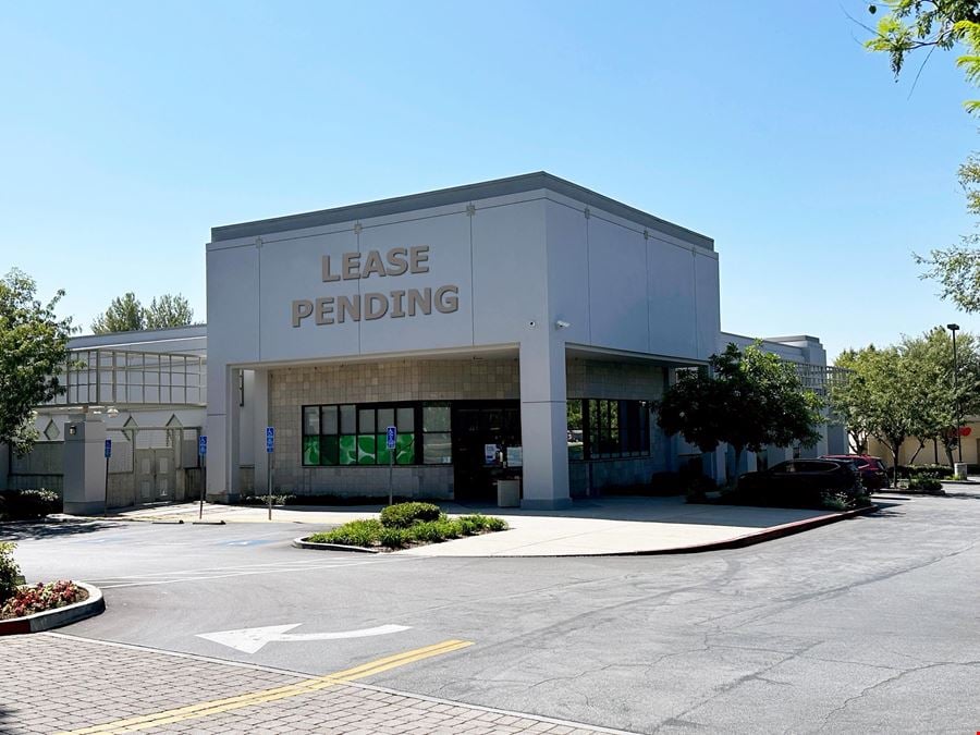 La Verne Retail Center