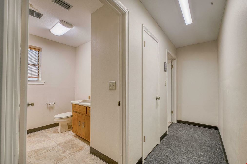 Office / Warehouse for Lease on Creighton Rd
