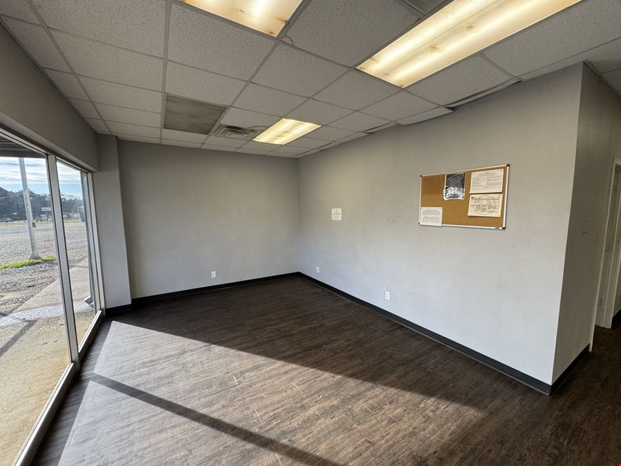 Dual-Tenant High-Yield Investment Opportunity