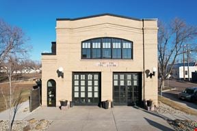 600 E. 7th Street, 2nd Floor