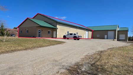 Preview of Industrial space for Rent at 594 Glengarry Crescent