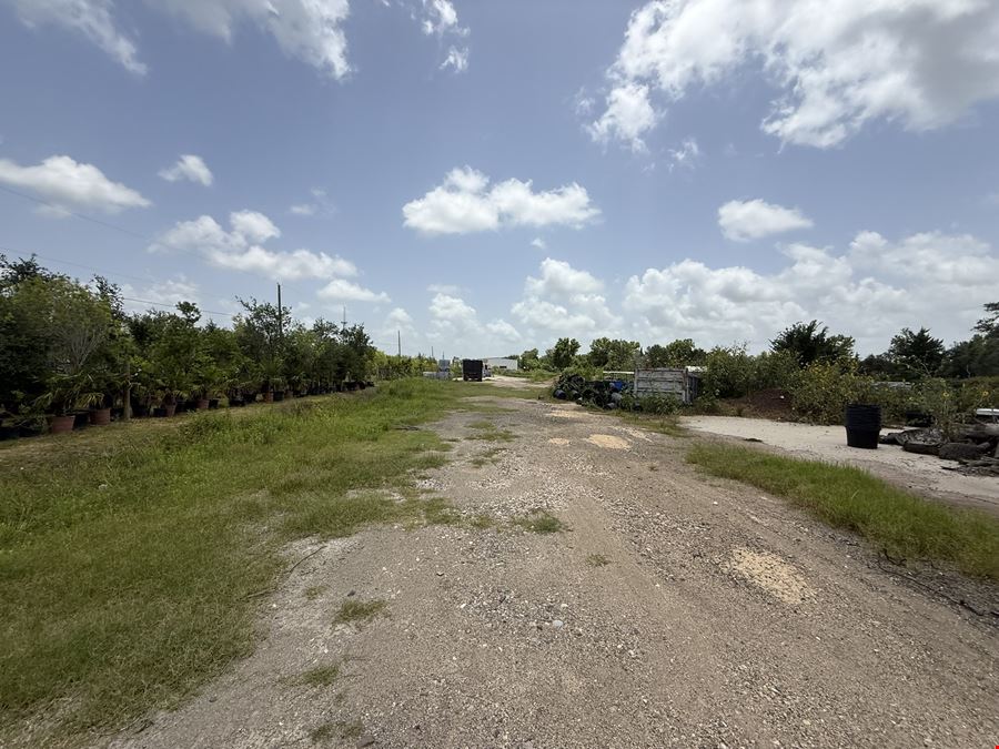 29948-29970 Highway 6, Alvin, TX 77511