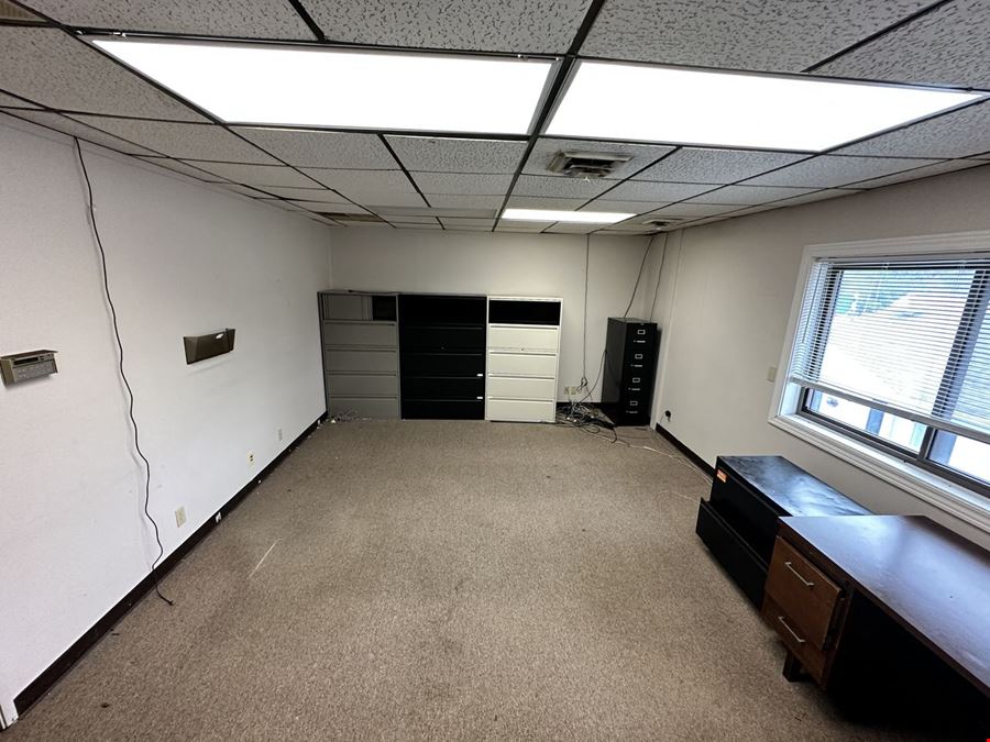 Two Office Suite West Lansing, MI
