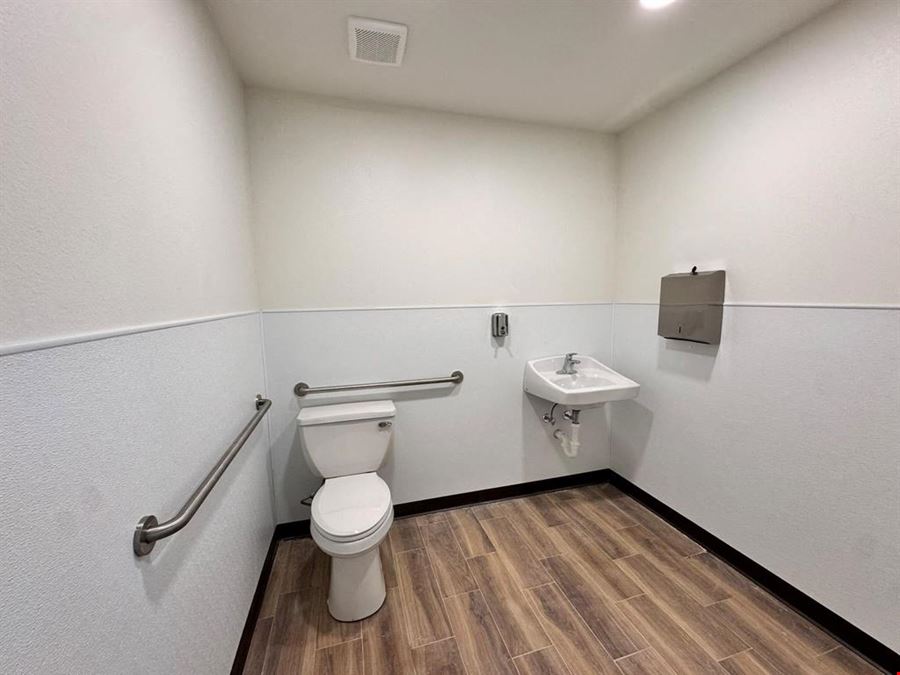 1010 Contractors Circle
