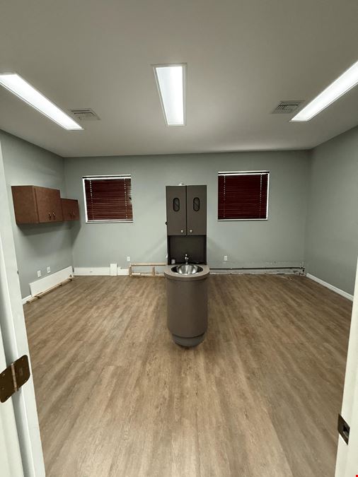 Sebring Commercial Space