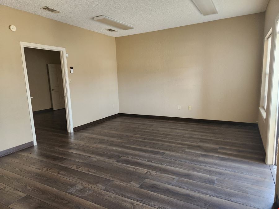1,800 SF Office-Retail Building For Lease