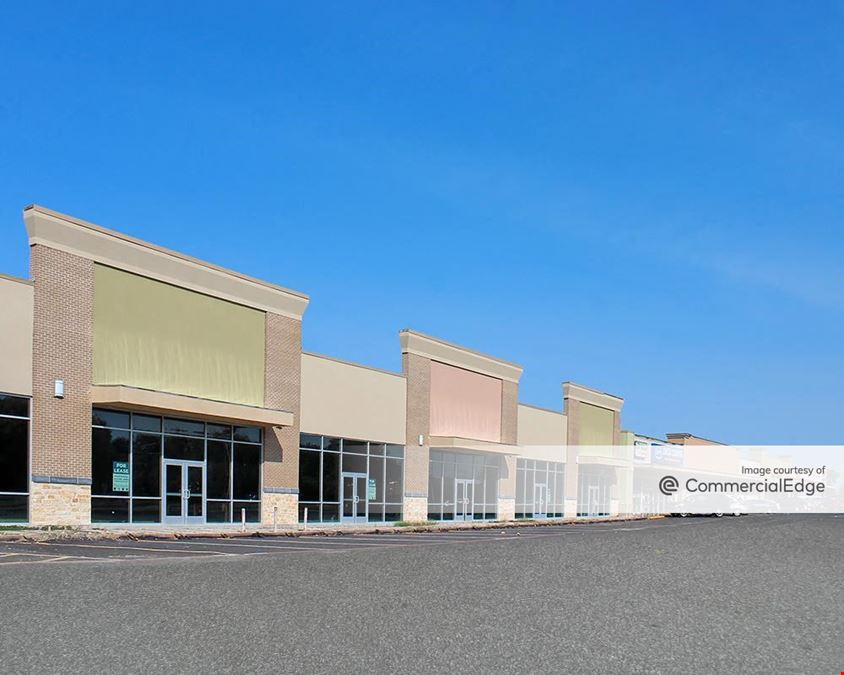 Crest Plaza