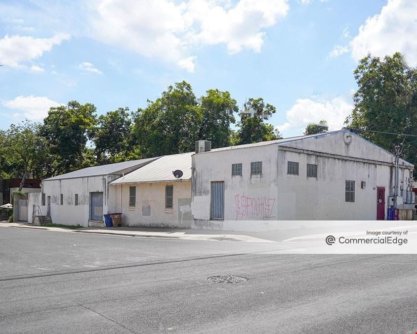 2519 East 5th Street