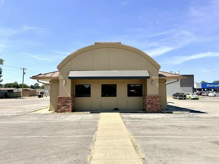 Preview of Retail space for Rent at 1000 North Douglass St.