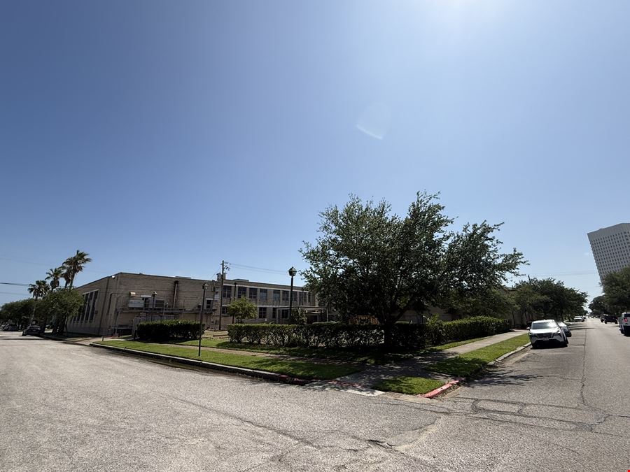 1528 Post Office St, Galveston, TX 77550- Galveston ALF Post Office Campus