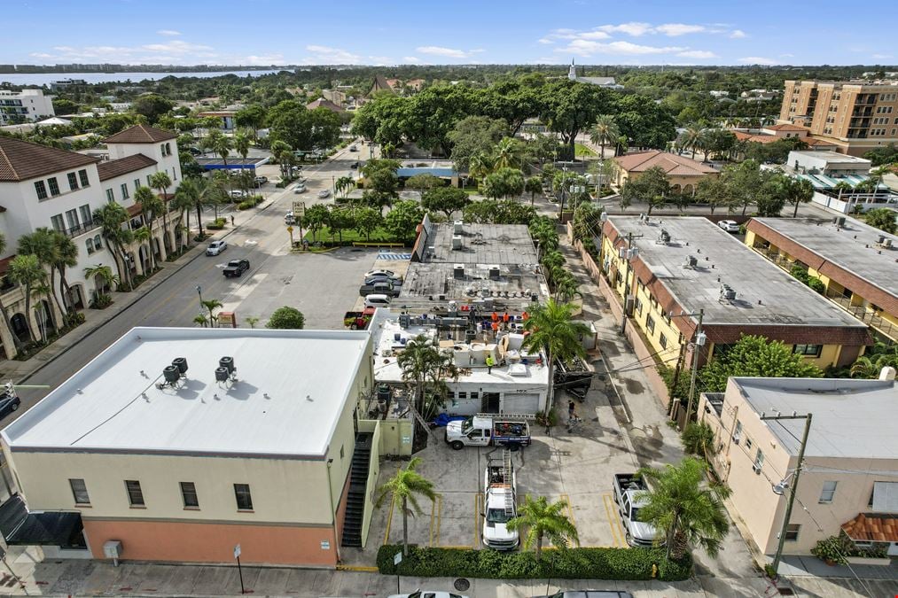 The Lake Worth Commerce Centre