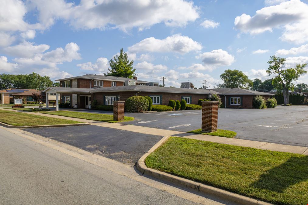 Former Funeral Home on Cottage Grove Ave