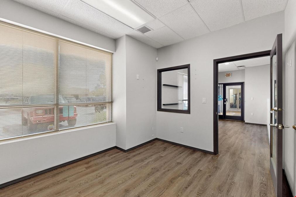 SMALL CLASS A OFFICE OFF PASEO AND GOLF COURSE