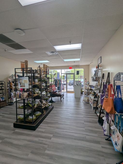 Last Retail Unit Available at Deerpath Court