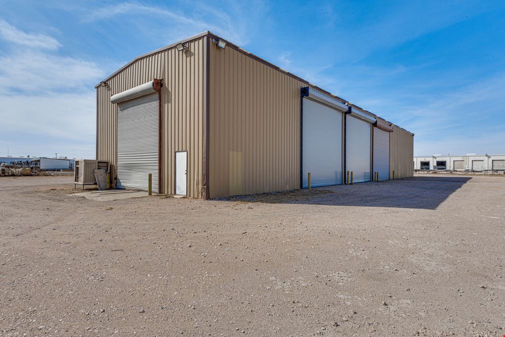 Heavy Industrial Crane Served Shop w/ Wash-Bay