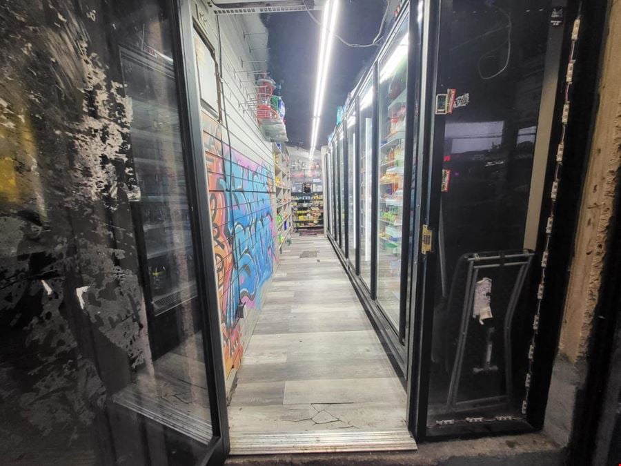 2441 Jerome Ave