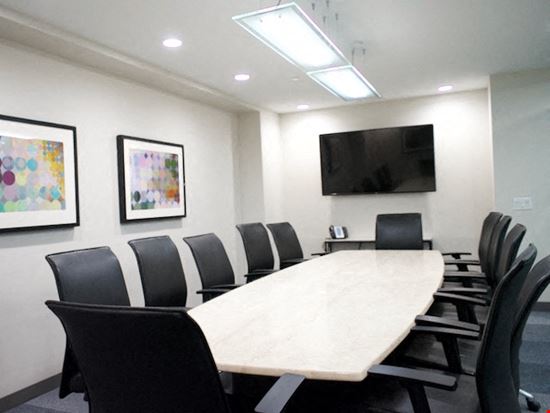 Stark Office Suites - One Grand Central Place