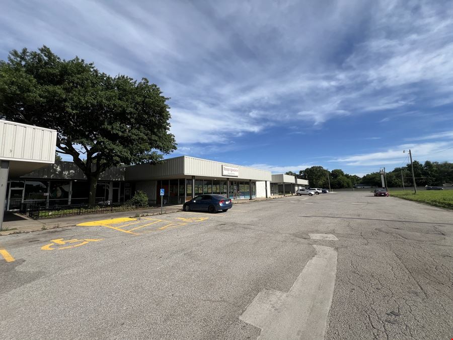 MIDWAY SQUARE SHOPPING CENTER