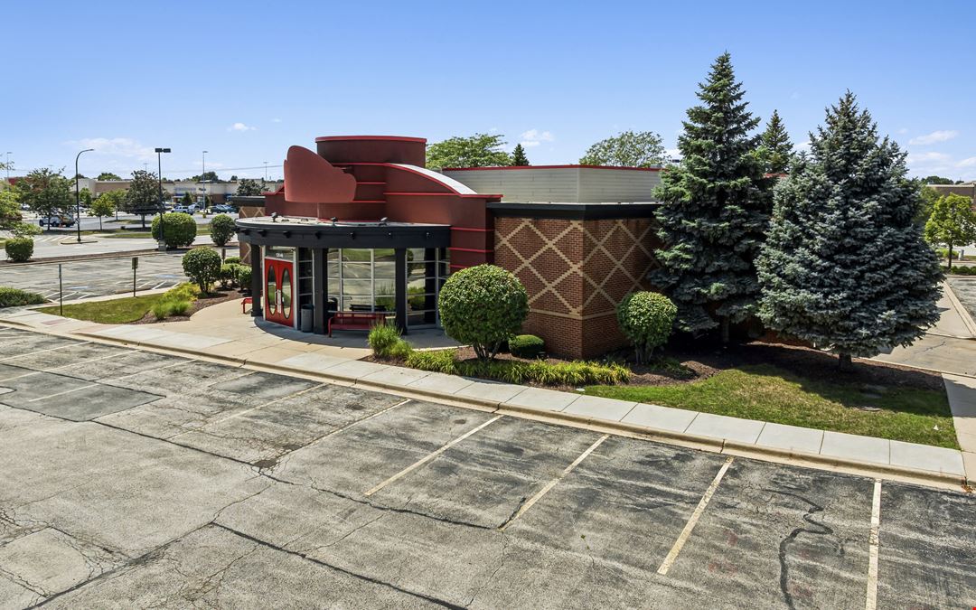Vacant Red Robin
