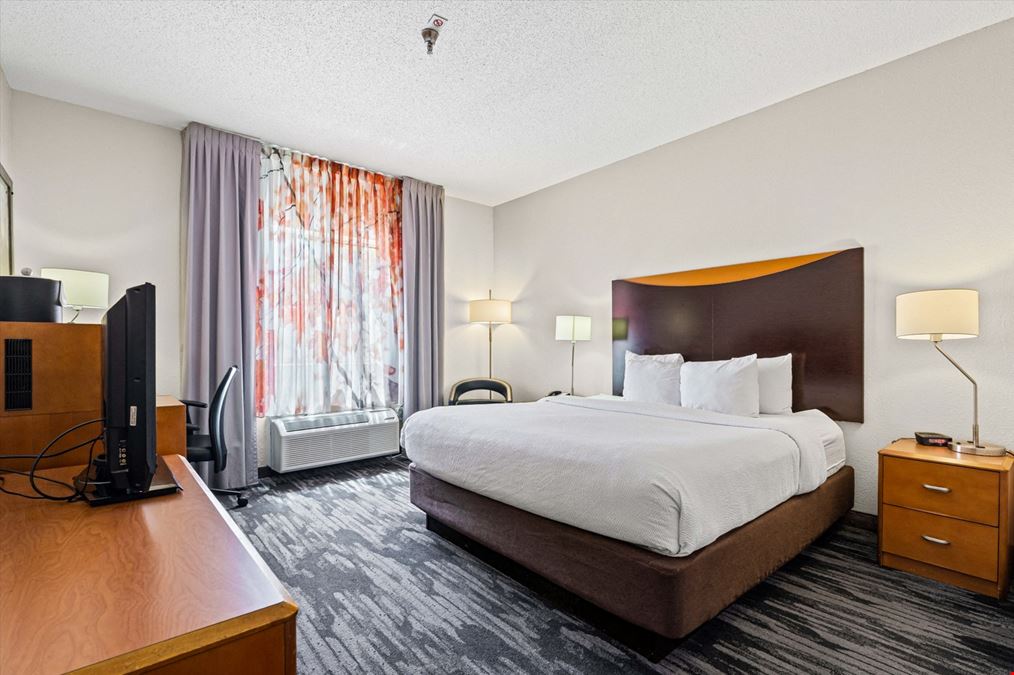 Fairfield Inn & Suites Mobile