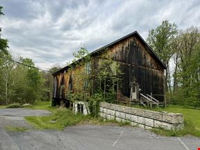 981 Riverview Drive